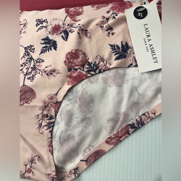 Laura Ashley Super Soft Laser Cut Tech Sealed No-Show 5 pc Panties Set - Picture 8 of 9